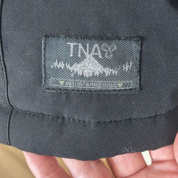 Aritzia TNA Down Parka M Black Hood Fur Trim Water Repellent Slim Fit - Picture 6 of 12